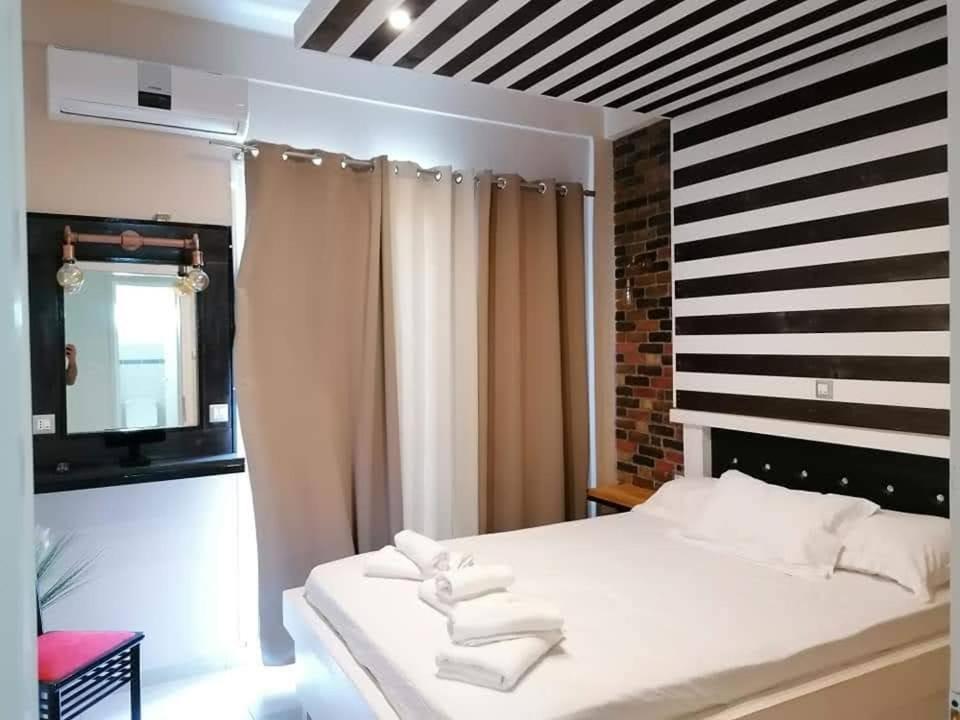 Jz Boutique Apartments Rhodes City Exterior photo